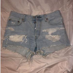 Women's Levi's 501 High Waisted Shorts - 28